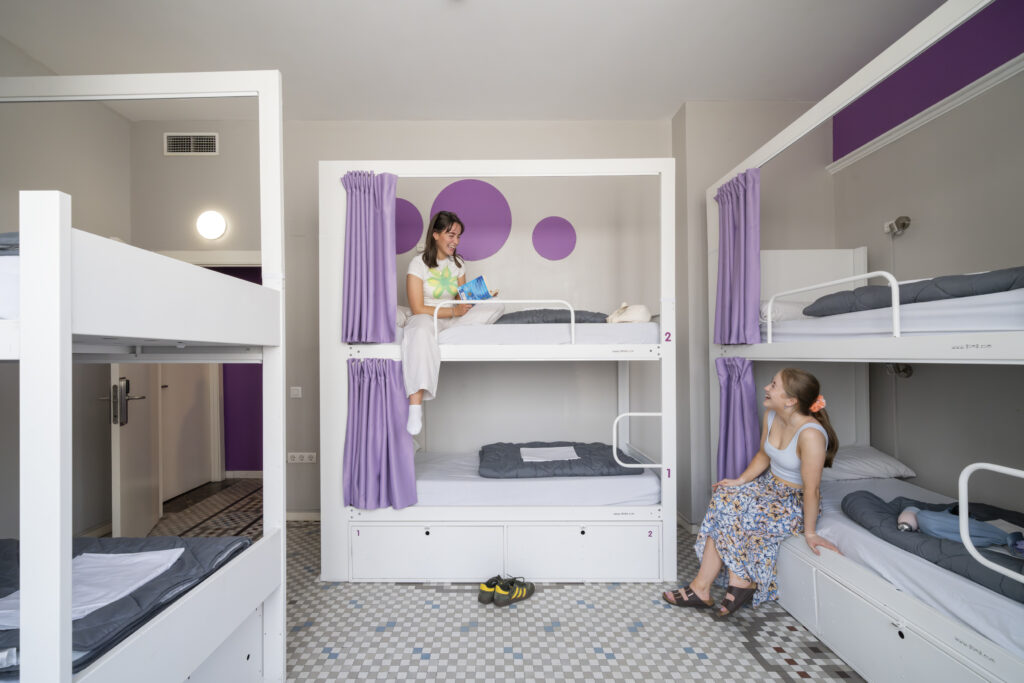 LGBT friendly hostel in Valencia city center Purple Nest Hostel